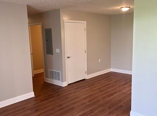 4503 19th St #B2, Columbus, NE 68601