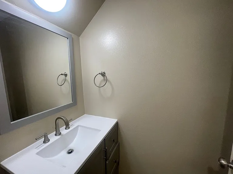 176 Settlers Bnd — Photo 6