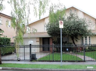 22025 Martinez St, Woodland Hills, CA 91364