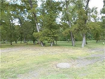 2nd image of 302 Royal Lakes Manor Blvd