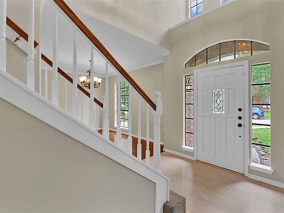4th image of 4531 Echo Falls Dr