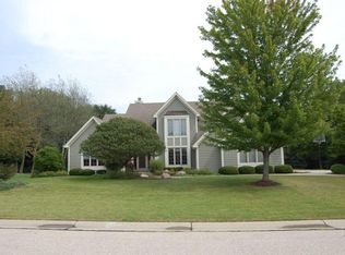 415 Emerald Dr, Racine, WI 53406