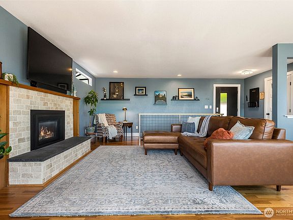 5th image of 7841 S 135th Street