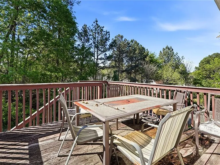 1027 Alford Xing — Photo 24
