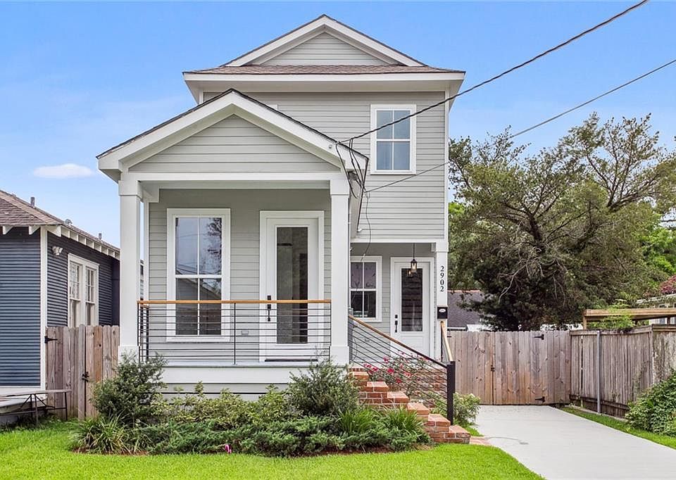 1st image of 2902 Castiglione St