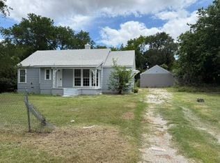 2404 Fairway Dr, Fort Worth, TX 76119