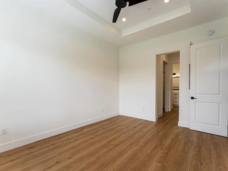 1518 Minnesota Ave #3 — Photo 18