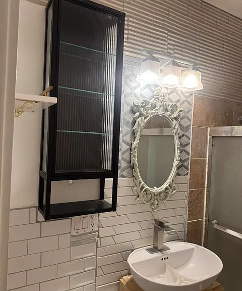 2717 Girard Ave S #101 — Photo 36