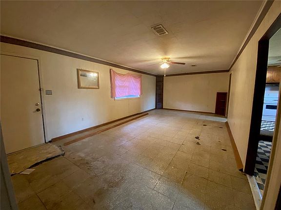 2nd image of 3009 E Hardtner Dr