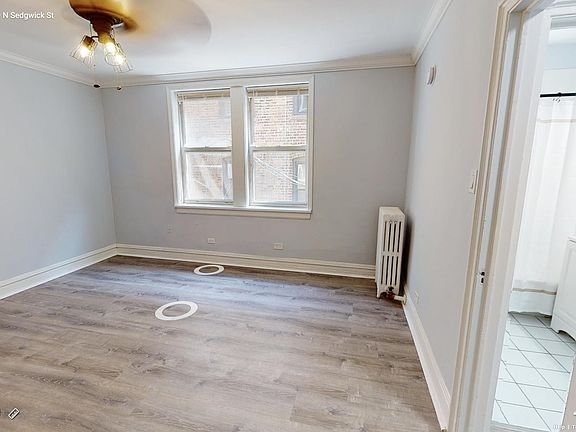 5th image of 2119 N Sedgwick St APT A5
