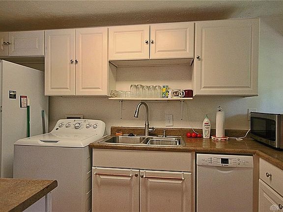 4th image of 1803 Utica Dr