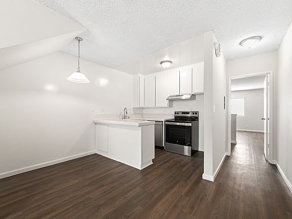 5th image of 10820 Morrison St APT 2
