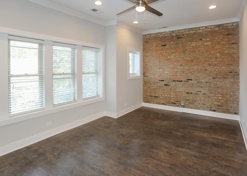 1st image of 3915 1/2 N Janssen Ave #3S