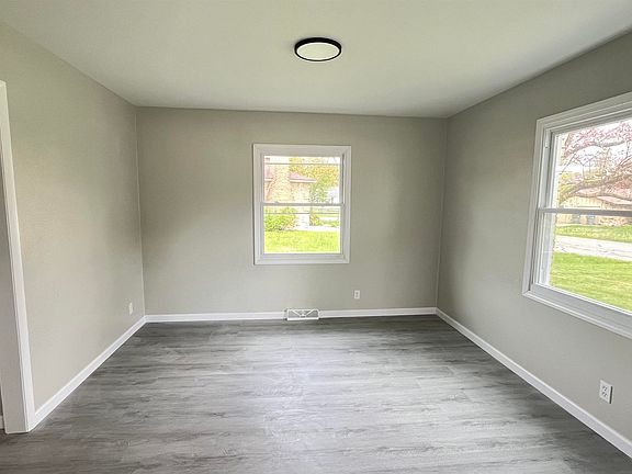 5th image of 1655 Brookwood Dr