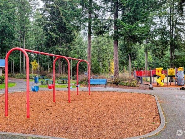 8911 Corona Street NE, Lacey, WA 98516