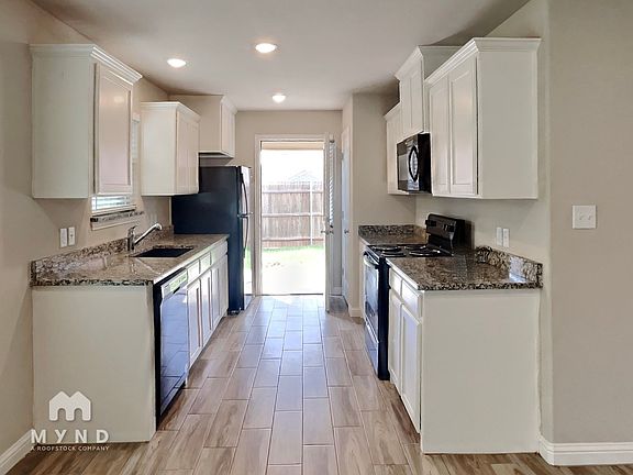 5th image of 783 Rolling Terrace Cir