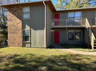 637 N Betty Jo Dr #1, Fayetteville, AR 72701