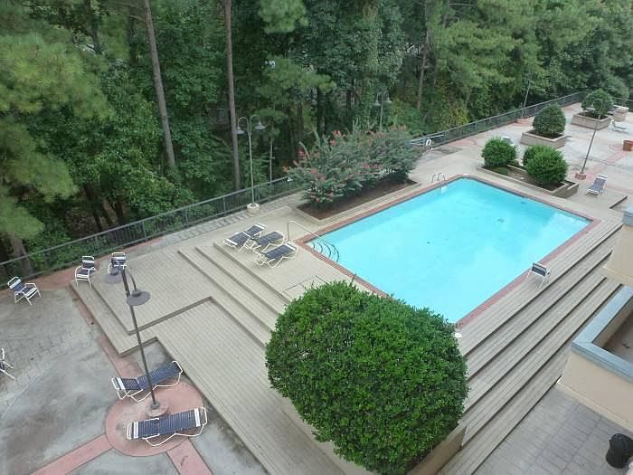 Overlooks Pool