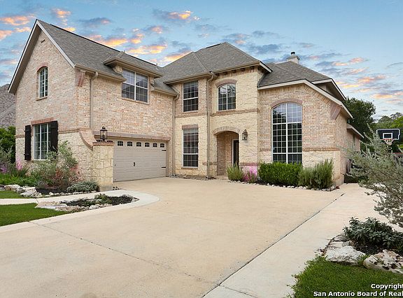 5th image of 310 Cypress Trl