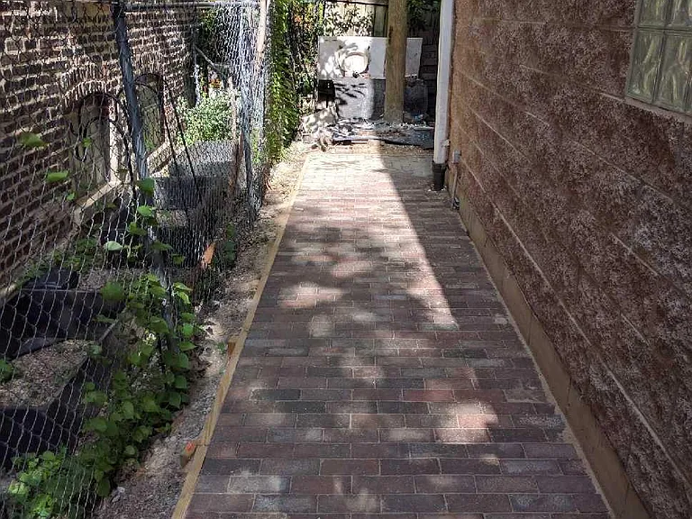 825 S Campbell Ave #3 — Photo 16