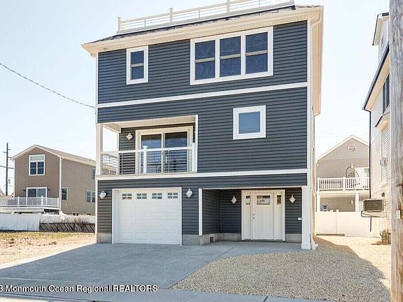 2nd image of 229 Dewey Drive