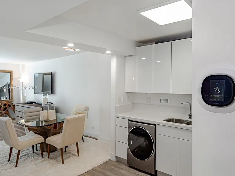 2301 Collins Ave #843 — Photo 14