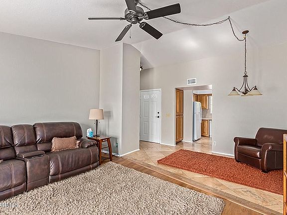 4th image of 15402 N 28th St Unit 210