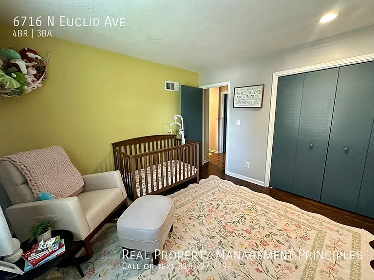 6716 N Euclid Ave — Photo 8