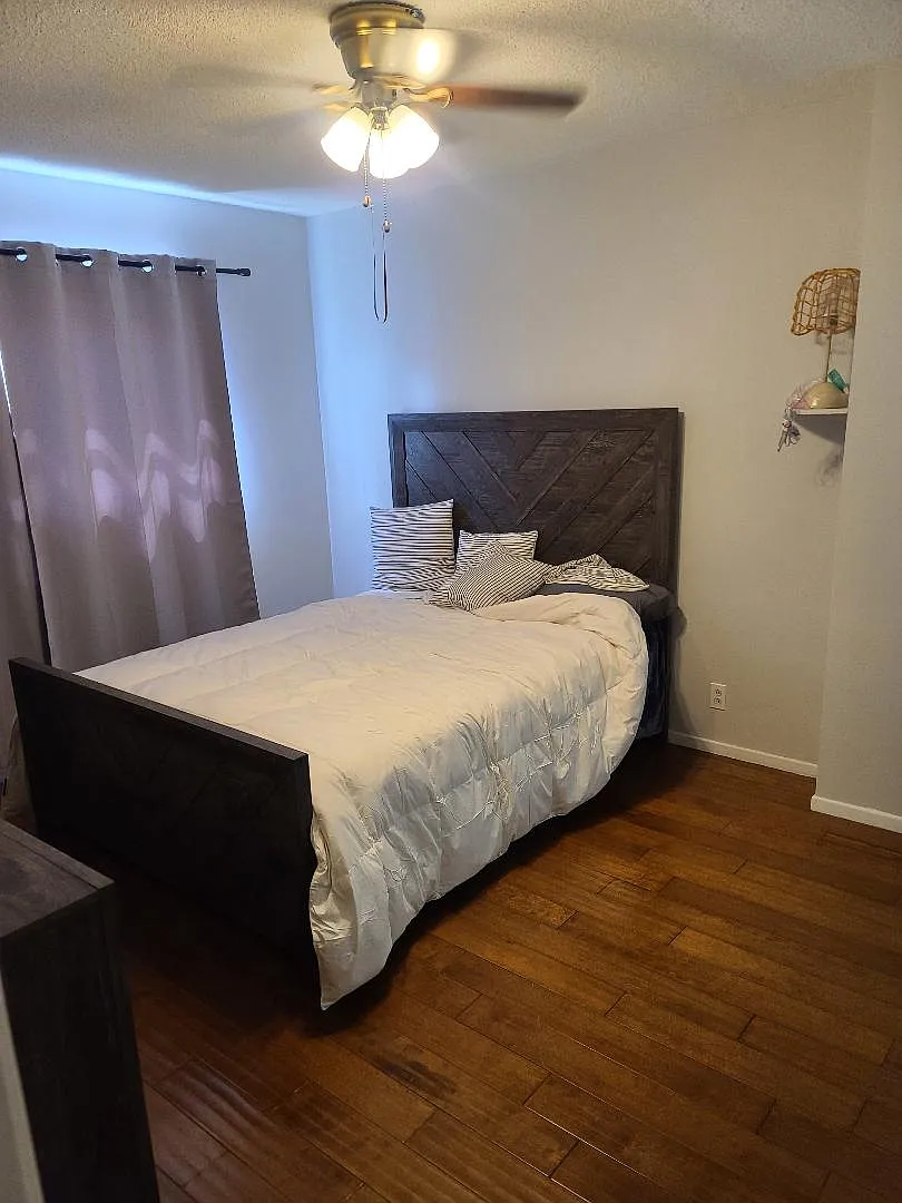3 bed, 1.5 bath, 1100 sqft, $2,850 — Photo 4