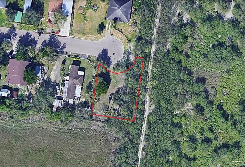 1st image of 318 Sandy Ave