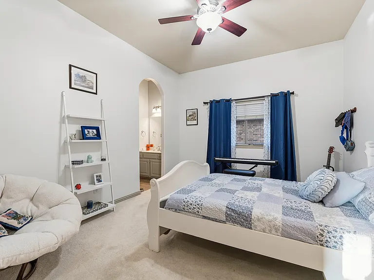 2948 Clearfork Trl — Photo 6