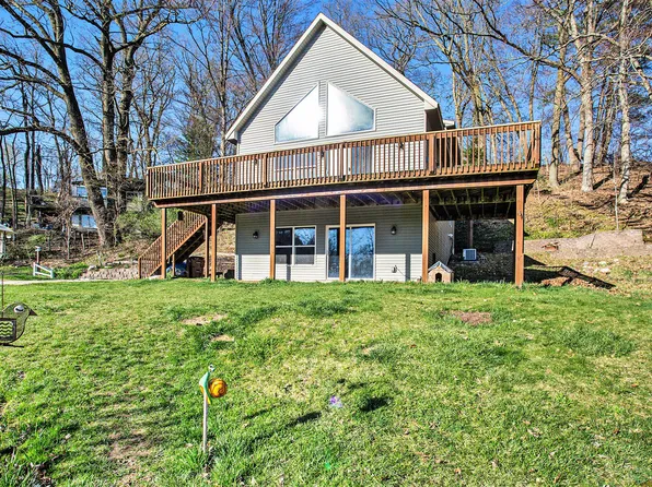 766 Stonecrest Dr NE, Sparta, MI 49345