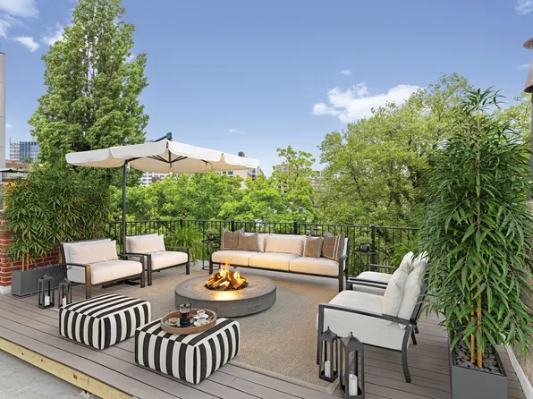 178 Sullivan Street image 14 of 18