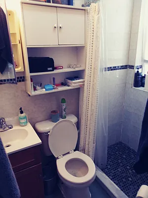 Rented by AWC Real Estate | media 9