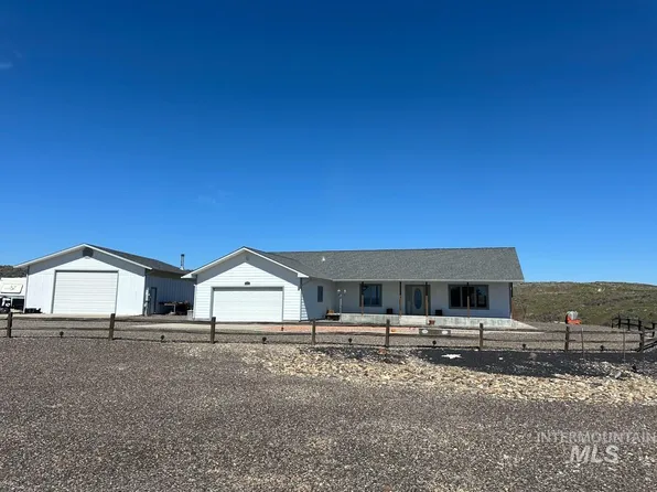 1180 Smith Dr, Vale, OR 97918