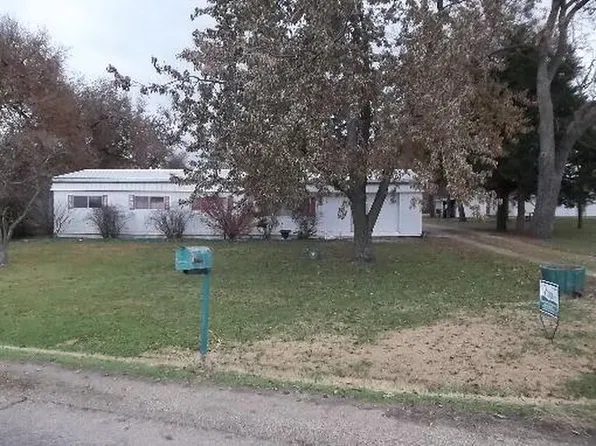 1403 Central St, Humboldt, KS 66748