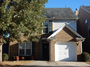 9530 Lakeview Rd, Union City, GA 30291