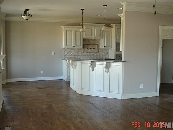 5th image of 120 Club Hill Dr