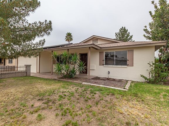 3rd image of 2256 N 58th Dr