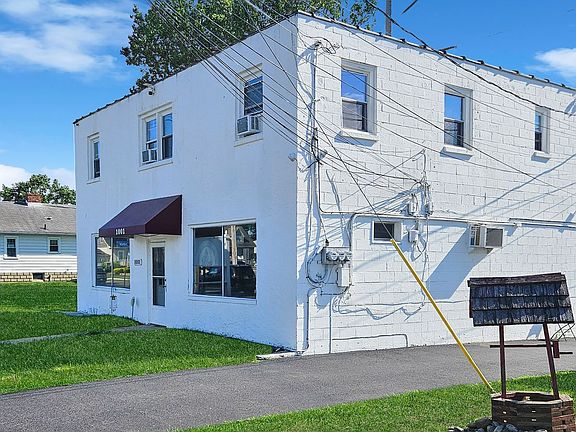 2nd image of 1001 Black Horse Pike APT 4