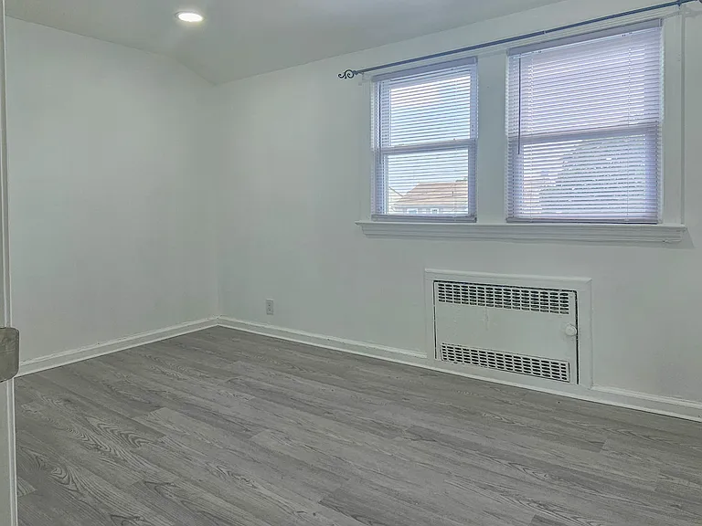 41 Elmwood Ave #2 — Photo 15