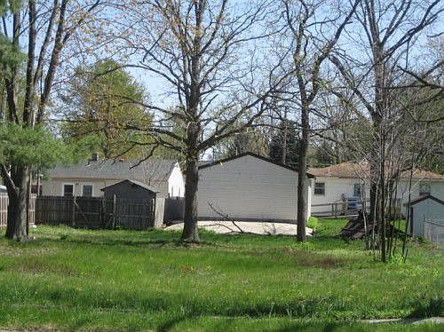 2nd image of 5636 Crippen Ave SW