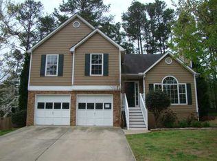 1107 Marina Ln, Acworth, GA 30101