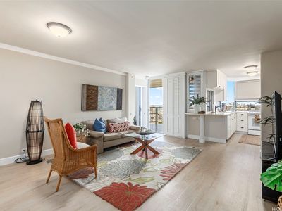 1212 Nuuanu Ave APT 1309, Honolulu, HI, 96817