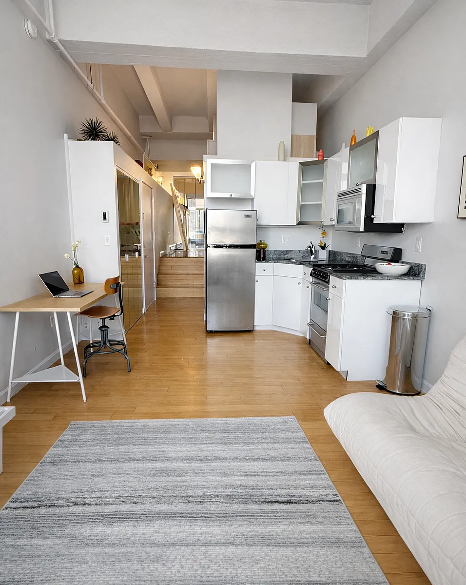 Building Photo - 12 Stoneholm St #516