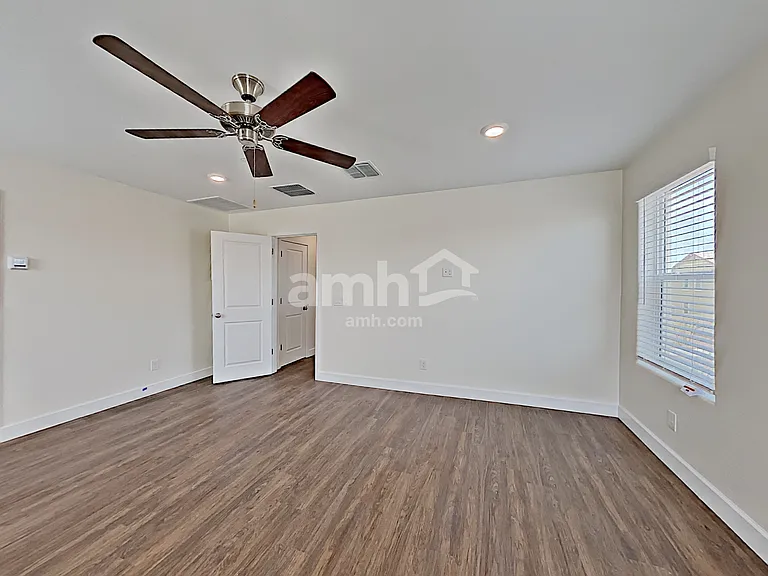5949 W Columbine Dr — Photo 10
