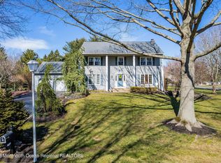 6 Alyssa Ln, Red Bank, NJ 07701