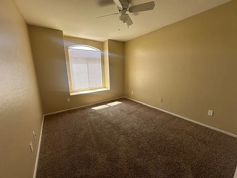 10050 E Carmel Ave — Photo 31