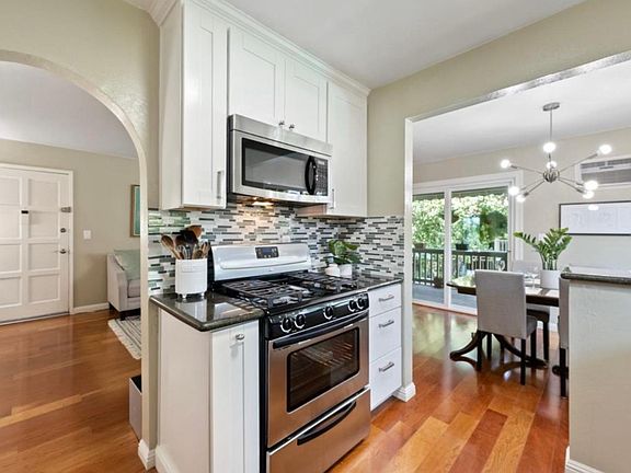 2nd image of 2775 Mauricia Ave #B
