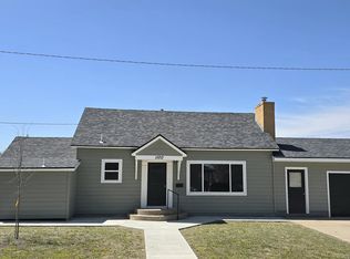 1100 Woodbury St, Ellis, KS 67637